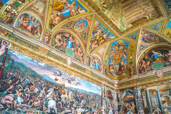 Die Sixtinische Kapelle mit ihrem berühmten Deckenfresko, die Erschaffung Adams.