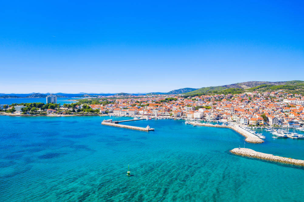 Du willst die Adria mal von ihrer wilden Seite kennenlernen? Dann bist du in Vodice genau richtig!