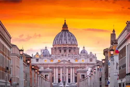 Petersdom, St. Peter-Kathedrale in der Vatikanstadt, Rom, Italien.